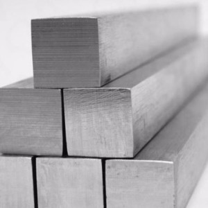 Дюралевый квадрат В95 200х200 мм ГОСТ 21488-97 в наличии в Оренбурге