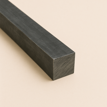 Квадрат стальной горячекатаный 10х10х12000 мм ст3 ГОСТ 2591-2006 в наличии в Оренбурге